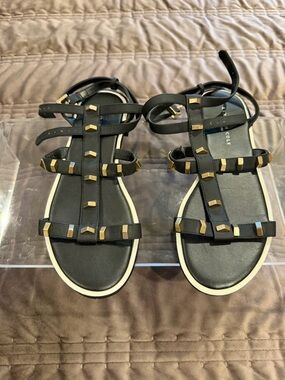 Cole Haan gladiator style sandals blk/gold (sz 6.5 but fits like a 7)